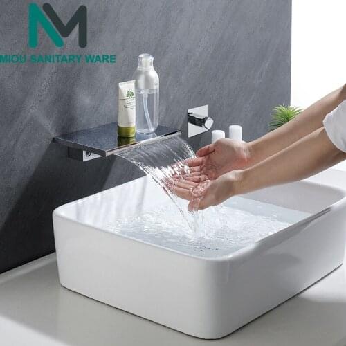Chrome Wall Mounted Bathtub Waterfall Faucets Soild Brass Faucet Basin Waterfull Water Taps Mixer Hot Cold Black With Platform
