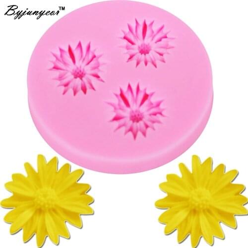 Byjunyeor M125 Epoxy UV Resin Daisy Silicone Mold for Fondant, Candy, Cake, Chocolate, Sugarcrafts Decorating Mold