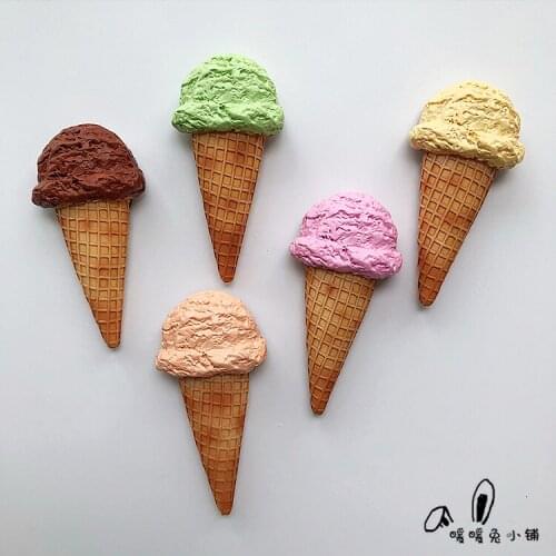Chocolate strawberry ice cream cone resin refrigerator magnet magnet decoration