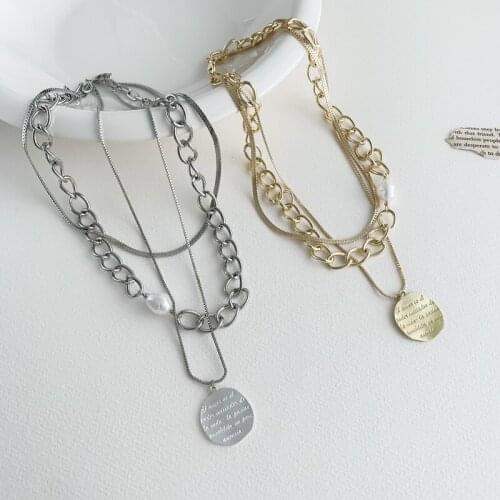 Orgin Summer Street Style Metal Mix Chunky Chain Pearl Pendant Necklace for Women Circle Coin Medallion Necklace Party Jewelry