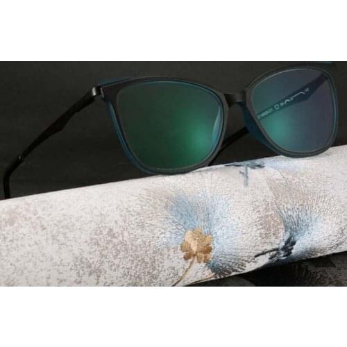 High-grade metal intelligent color-changing reading glasses for both men and women radiation-proof reading glasses