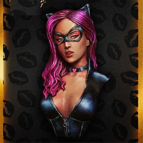 Lady Cat Bust Resin Figure Kit 1/9 Scale Model Kit Assembly Model Resin Kit Bust Colorless Self-Assembled Toy