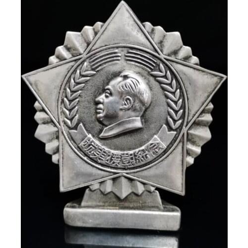 China White copper Mao Zedong commemorate badge crafts statue