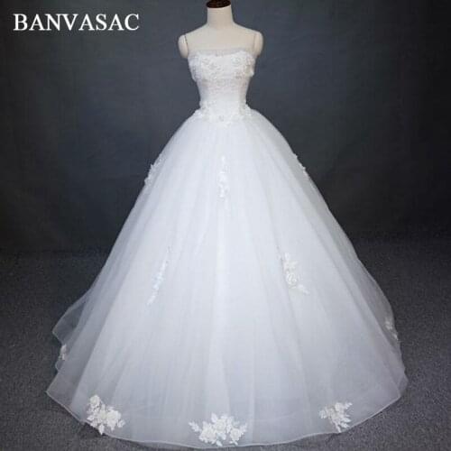 BANVASAC 2017 New Luxury Flowers Strapless Wedding Dresses Sleeveless Embroidery Satin Crystals Lace Bridal Ball Gowns