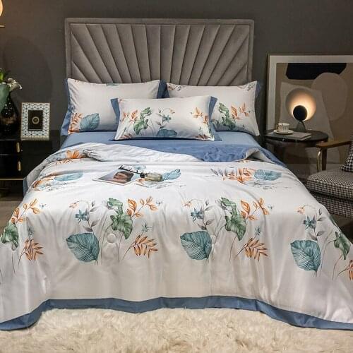 Summer Quilt Four-piece Quilt Cover Four-piece Flower Print Pattern Style Four-piece Set