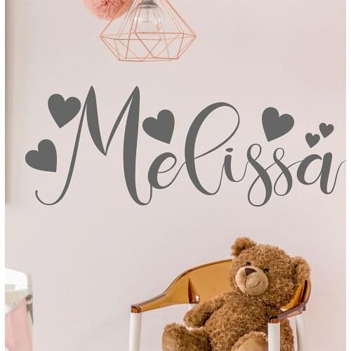 Calligraphy Style Name Vinyl Wall Sticker Personalised Decal With Hearts Baby Girls Gift Nursery Room Sweet Decoration D251