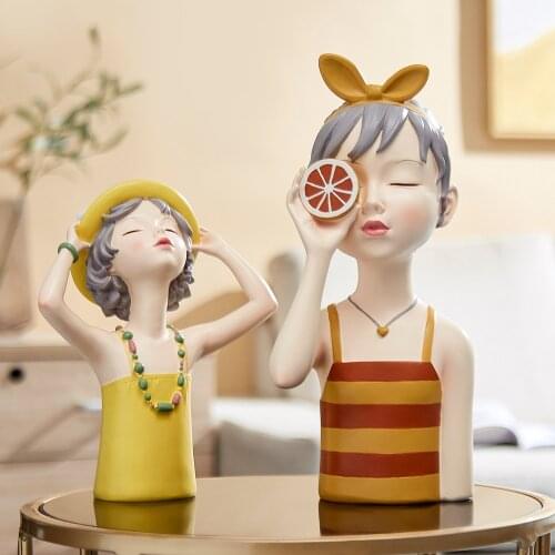 Summer Girl Sculpture Resin Figure Statue Modern Home Decoration Ornaments Living Room Girl Bedroom Decoration Gifts Resin Art