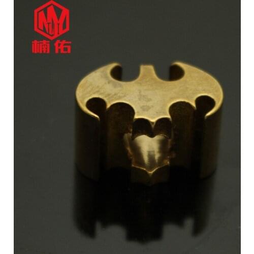 1PC Retro Brass Bat Pattern EDC Paracord Knife Beads Outdoor Tool Accessories Handmade Car Key Pendant