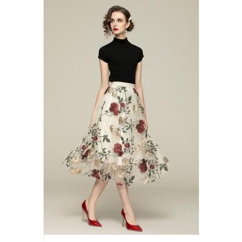 2021 New Summer Knitted Short Sleeve Black Tops Two Pieces Set+Elastic Waist Embroidered Big Flower Mesh Skirt Suit