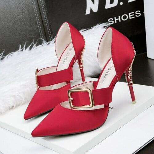 Red Heels Wedding Shoes Bride New Arrival 2019 Women High Heels Dress Shoes Women Black Heels Shoes Zapatos Mujer Tacon R3-86