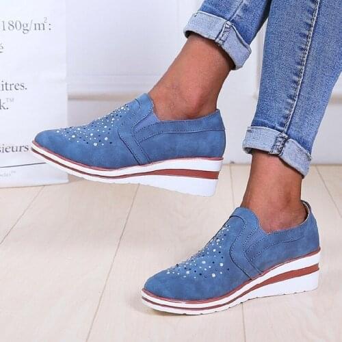 Hot Wedges Shoes for Women Cow Suede New Bling Autumn Shoes Woman Fashion Slip-On Round Toe Casual Flat Shoes Comfortable Flats