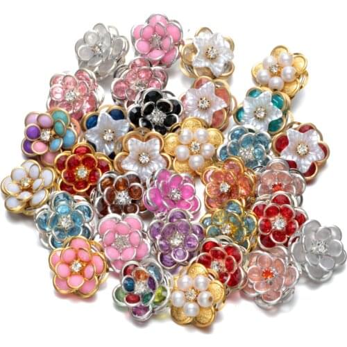 50pcs/Lot Metal Flower Pattern Multi Color Metal Charms 18mm Snap Button Jewelry For 18mm Snaps Bracelet Snap Jewlery KZHM022