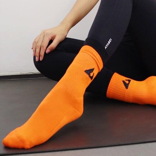 1Pairs Women Socks Breathable Sports Socks Students Patchwork Solid Color Long Socks Running Comfortable Cotton Stockings