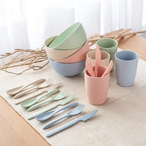 Wheat Straw Dinner Set 28Pcs Lightweight Unbreakable Dinner Set Reusable Plates Cups Bowls and Cutlery