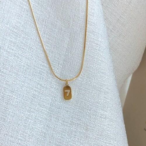 Personality Number7 Oval Pendant Necklace For Women Simple Geometric Choker Collarbone Chain Aesthetic Jewelry Charm Party Gift