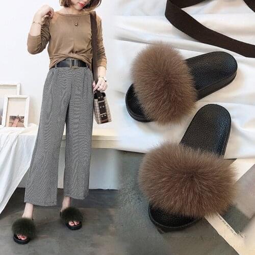 Fur Slippers Summer Fluffy Cute Plush Plush Ladies Flip Flops Home Outdoor Non-Slip Soft And Comfortable Flat Sandals