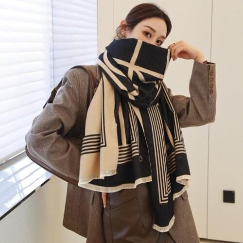 2021 Fashion Lattice Cashmere Bandanna Autumn Sunscreen Print Scarves Korean Style Beach Towel Winter 190X65CM Dustproof Shawls
