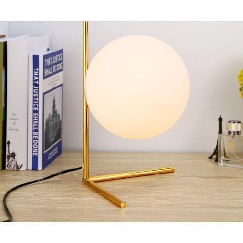 Glass Round Ball Desk Lamp Northern Europe Originality Personality Exhibition Room Study Hotel Bedroom Bedside Desk Lamp