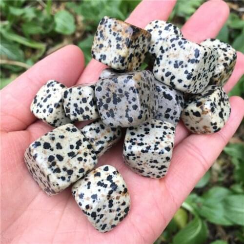 Natural quartz crystals rocks stones jewelry in bulk Spotted stone spot cube for Home Decoration