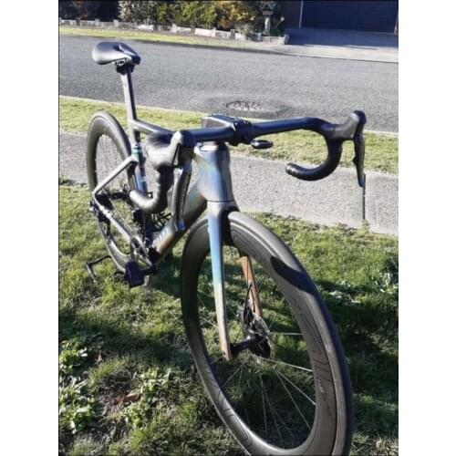 Carbon fiber road frame disc brake 1:1 mold OEM customized 44/49/52/54/56/58cm aviation frame racing bike Di2