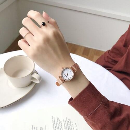 Simple Gold Women Watches 2019 Ulzzang Fashion Brand Small Dial Design Ladies Wristwatches Female Quartz Clock With Leather Band