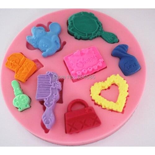 CHILDREN BIRTHDAY PARTY ESSENTIAL MINNIE MAKE UP SET Silicone Mould _ compact mirror,perfume bottle FM156