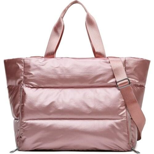 Fashion Beach Bag Large Capacity Women Travel Totes Multiple Pockets Handbag Dry Wet Seperation Waterproof Bag for Sports