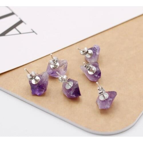 Natural Stone Stud Earring Irregular Purple Crystal Amethysts Earrings for Women Healing Chakra Crystal Stone Jewelry