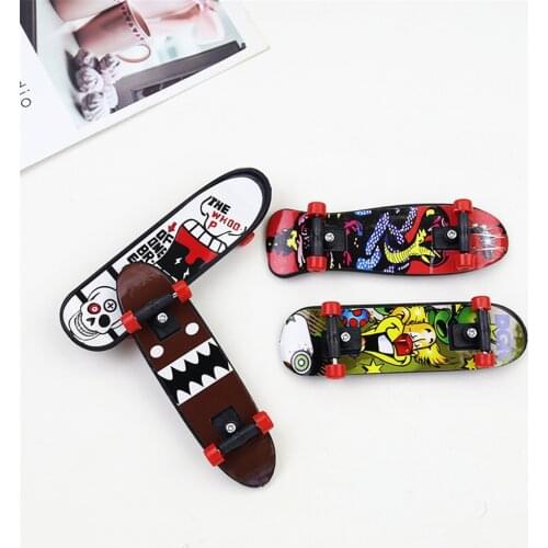 Mini Fingerboards Finger Skateboard Creative Fingertips Movement Party Favors Novelty Fidget Toys for Kids Party Supplies