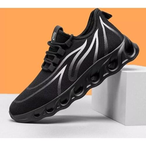 Mens shoes new breathable casual sports shoes fashion low-top running shoes mens non-slip breathable all-match tennis shoes