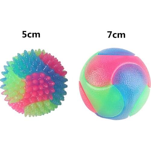 Pet Chew Toy Bite Resistant Rubber Glowing Elastic Ball Durable Flashing Dog Molar Ball Toy Interactive Ball with Button Battery