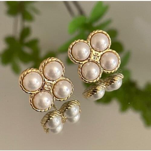 Korean Fashion Women Earring 2021New Vintage Pearl Stud Earrings For Charm Lady Birthday Aesthetic Gift Luxury Jewelry Hot Sale