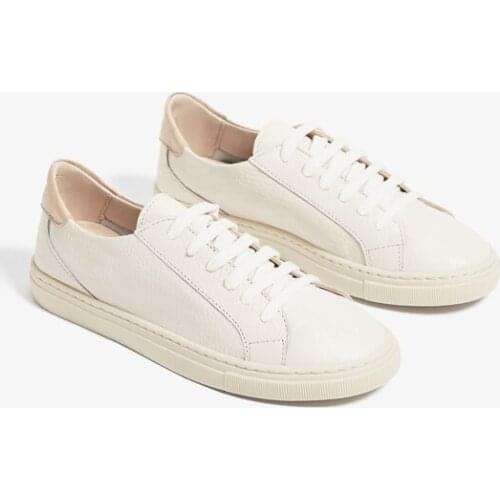 2021 Summer White Shoes New Korean Soft Leather Sports Flats Shoes Lace Up Four Seasons Sneakers Woman Vulcanized Shoes Loafers