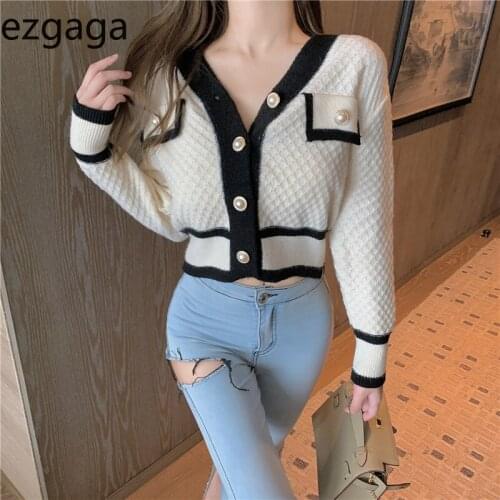 Ezgaga Autumn 2021 Elegant Cropped Cardigan Women Long Sleeve V-Neck Outwear Fashion Button Loose Knitted Sweater Korean Chic