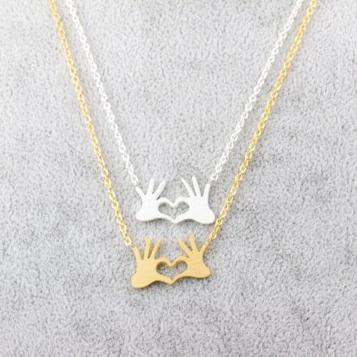 V Attract Stainless Steel Chain Lovers Heart Necklaces Double Hand Heart Love Gold Necklace Jewellery Choker girlfriend Gift