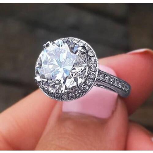 YSDLJG Fashion Women Classic 4 Prong Setting White Round Zircon Women Wedding Rings High Quality Proposal Ring Women Noble Ring