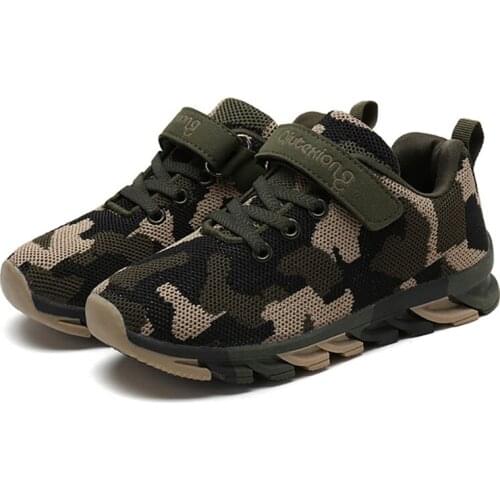 2019 New Boys Camouflage Sneakers Breathable Mesh Shoes Girls Running Shoes Primary School Student Leisure Sneakers Breathable