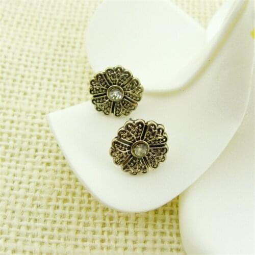 Special Women Personality Gold Retro Roman nobility palace Cute Lovely stud earring