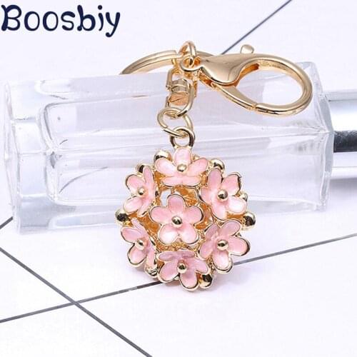 Boosbiy DIY Spring Style Color dripping Oil Small daisies Bag keychain for Lovers Gift Trinket Lovely keyring For Women