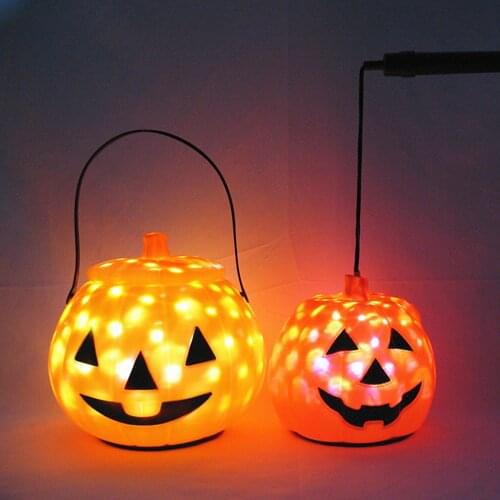 Halloween Pumpkin Lantern, Portable Jack O Lantern with LED Light & Sound Screaming, Halloween Hand Lamp Props Party, Bar Decor