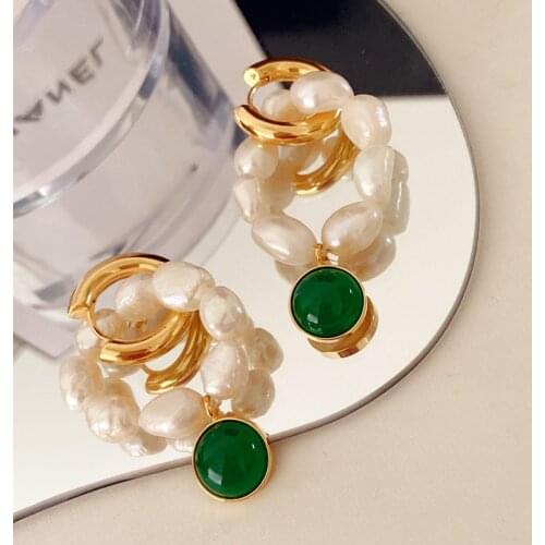 Retro Women Earring Vintage Gold Aretes With Pearl Green Colored Glaze Pendant Baroque Fashion Stud Earring Luxury Jewelry