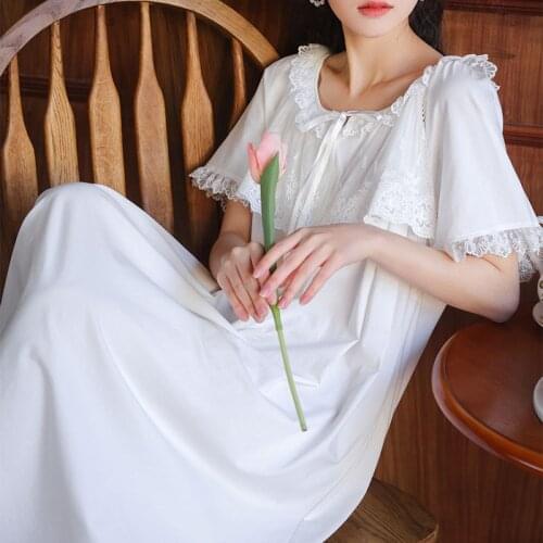 Vintage Victorian Long Nightgowns Women Cotton Sleepwear White Lace Lolita Night Dress Romantic Lounge Wear Peignoir Lady Nighty