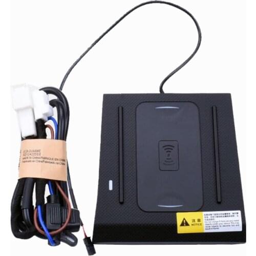 For Toyota Land Cruiser Prado 2010-2016 2017 2018 2019 2020 Car Accessories Special on-board QI wireless phone charging panel