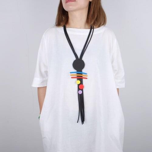 YD&YDBZ Colorful Round Wood Pendant Necklaces Women Vintage Multicolor Rubber Tassel Nomination Necklace 2021 Costume Jewelry