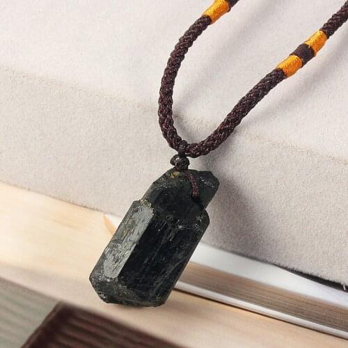 Retro Black Tourmaline Stone Pendant Necklace Healing Raw Natural Crystal Fashion Women Men Gem Specimen Pendant Jewerly Gifts