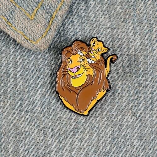 Movie Lion King Alloy Brooch Cartoon Little Lion Collar Pin Parent-Child Cute Lion Pins Backpack Decorative Badge