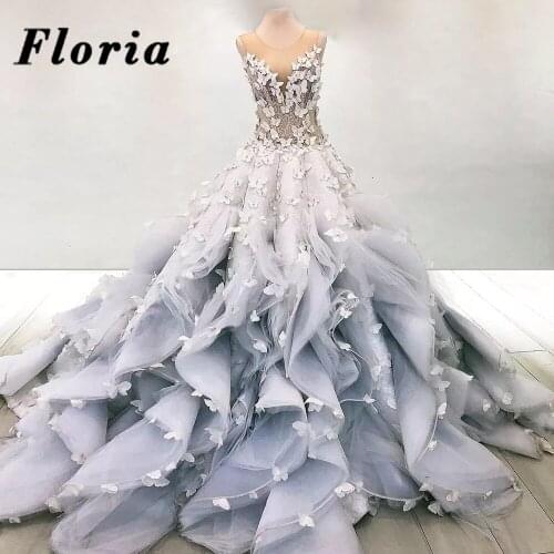 Illusion Neck Butterflies Wedding Dresses 2020 Dubai Ball Gown Bridal Gowns Arabic Lace Brides Dress Long Train Vestido De Noiva