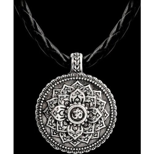N7MF Om Lotus Mandala Medallion Pendant Necklace Tibetan Buddhist Meditation Jewelry