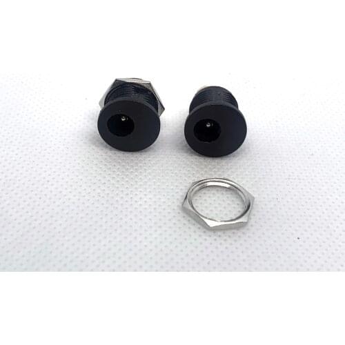 Free delivery10pcs dc-022 with nut 5.5 * 2.1mm DC power socket, vertical 3-pin panel mounted connector, power bus 30V / 0.5A
