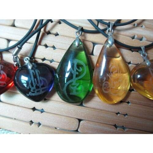 Hui Muslim supplies supplies upscale necklace Muslim scriptures carved glass necklace free shipping special offer